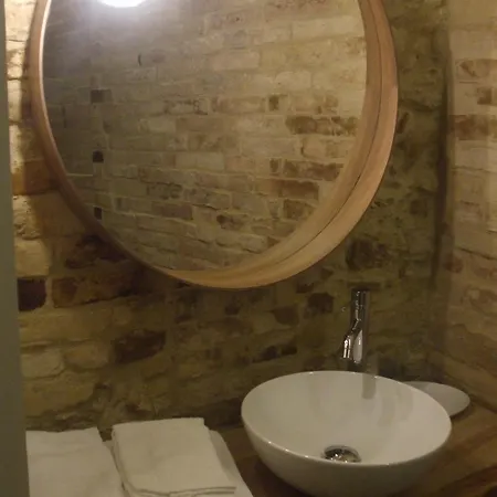 Dimora Damiani ベッド・アンド・ブレックファスト 3*